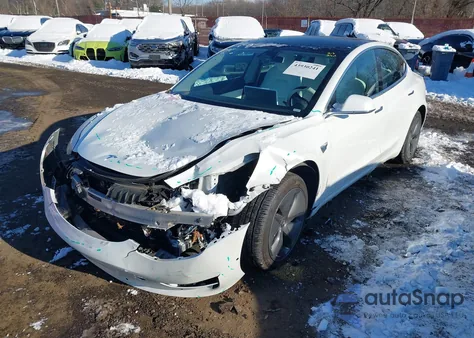 2019 Tesla Model 3 Long Range/Mid Range/Standard Range/Standard Range Plus from USA, damaged, VIN 5YJ3E1EA5KF509267